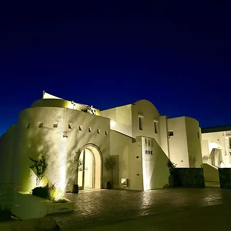 Otel Ark Pýrgos