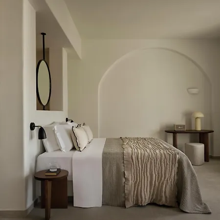 Ark Hotel 4*