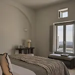 Ark Hotel 4*